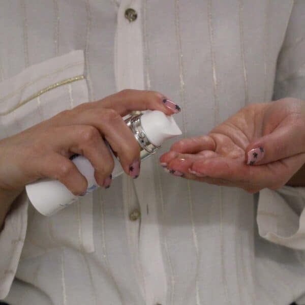 White Natural - Elimina Macchie Cutanee - immagine 5